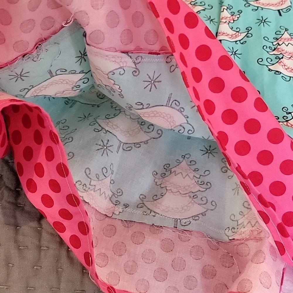 Handmade Girls Festive Christmas Dress - Picture 3 of 10